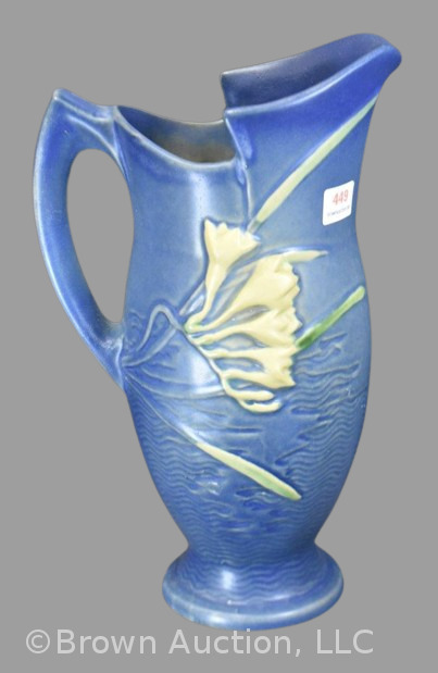 Roseville Freesia 20-10" ewer, blue