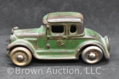 A.C. Williams Cast Iron green car, 3.5"l - 4