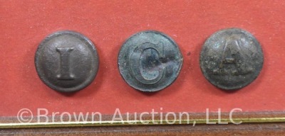 Photo of Confederate Gen. John Breckinridge w/ 3 Confederate buttons - 3