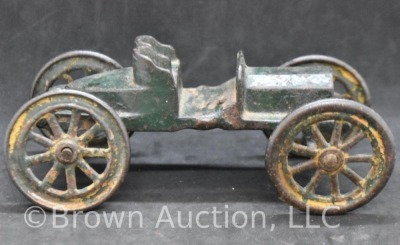 Cast Iron buggy car, green - 2