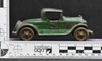 A.C. Williams Cast Iron "Coupe" green car - 10