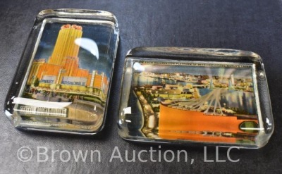 (2) World's Fair souvenir paperweights - 4