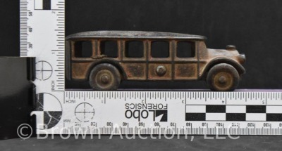 AC Williams Cast Iron Touring bus #1558 - 9