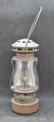 Dietz "Sport" skater's lantern - 2