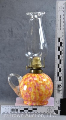 Spatter glass finger lamp, 5" tall - 10