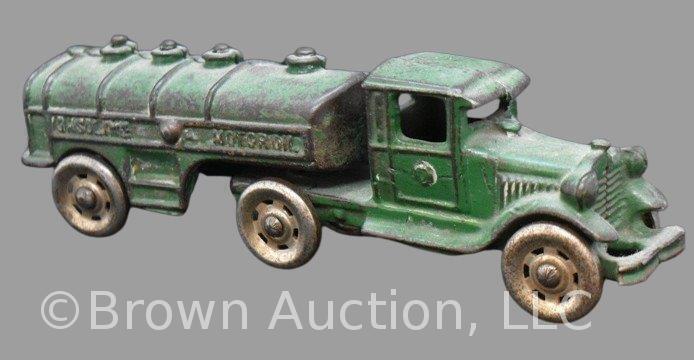 A.C Williams Cast Iron Gasoline/ Motor Oil tanker tractor/ trailer