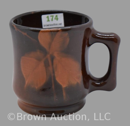 Mrkd. Weller Louwelsa 3.5"h mug, leaf design