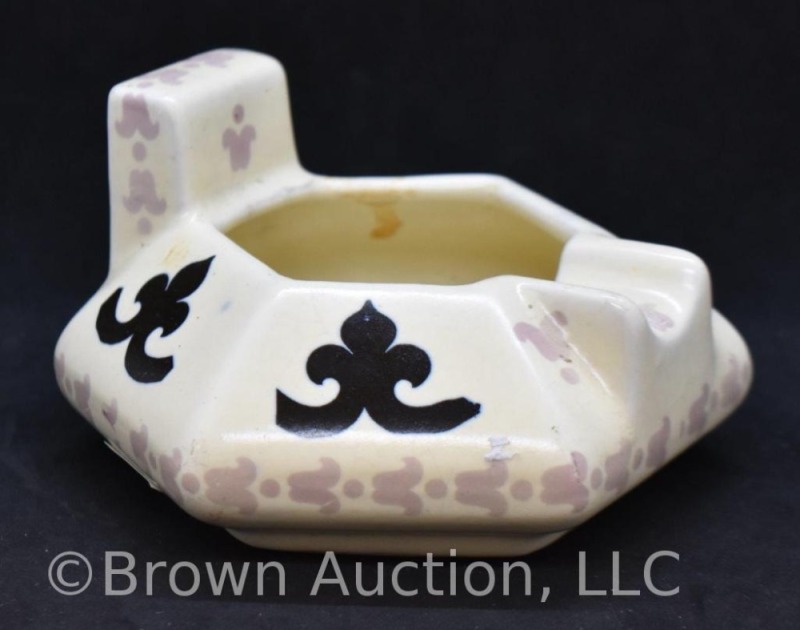 Mrkd. Mosaic Tile Co. (Zanesville, OH) ash tray with Fleur-di-Lis design (crazing)