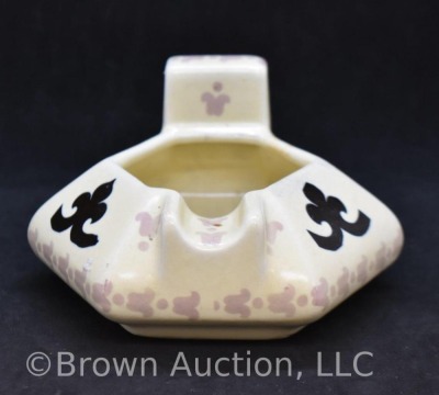 Mrkd. Mosaic Tile Co. (Zanesville, OH) ash tray with Fleur-di-Lis design (crazing) - 2