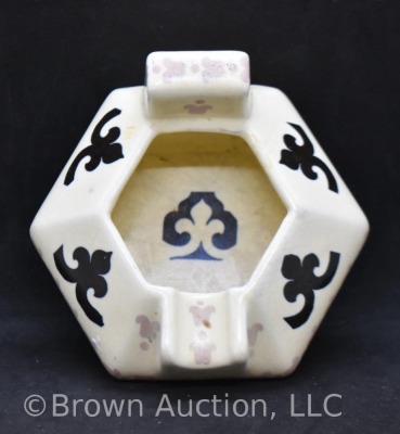 Mrkd. Mosaic Tile Co. (Zanesville, OH) ash tray with Fleur-di-Lis design (crazing) - 5