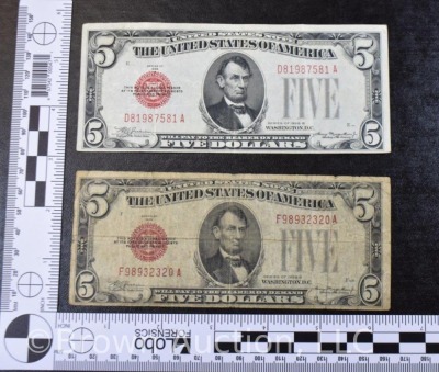 (2) 5 Dollar US Notes - Red Seal - 5