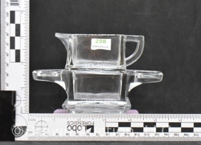 Clear glass 3.5"h hospitality creamer and sugar stack set - 7