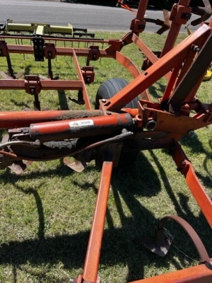 30' small V-blade Field Conditioner w/ Degelman spring harrows - 6