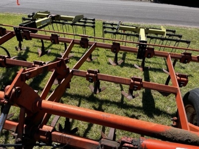 30' small V-blade Field Conditioner w/ Degelman spring harrows - 9