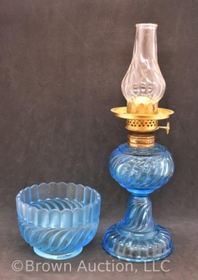 Blue glass in Ribbed Swirl pattern 7.5" miniature oil lamp - 6