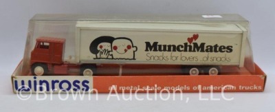 Winross MunchMates tractor/ trailer, mib