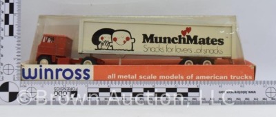 Winross MunchMates tractor/ trailer, mib - 6