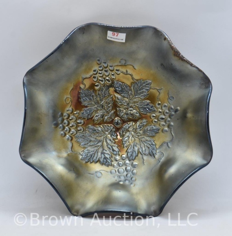 Carnival Grape Leaves 9"d bowl (Northwood), amy.