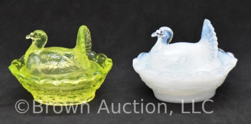 (2) Miniature turkeys on nest glass trinket/ salt dishes