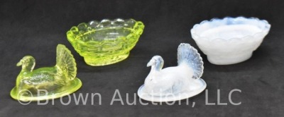 (2) Miniature turkeys on nest glass trinket/ salt dishes - 5