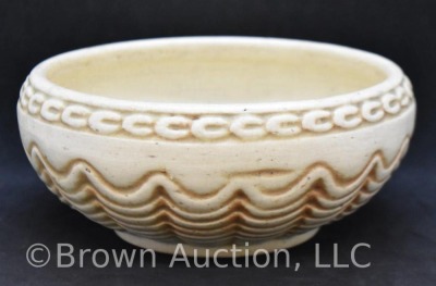 Weller Clinton Ivory 2"h x 5.5"d bowl