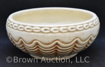 Weller Clinton Ivory 2"h x 5.5"d bowl - 2