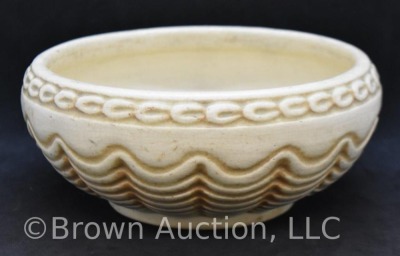 Weller Clinton Ivory 2"h x 5.5"d bowl - 3