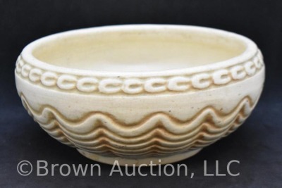 Weller Clinton Ivory 2"h x 5.5"d bowl - 4