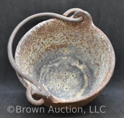 Cast Iron No. 6 handled smelting pot - 5