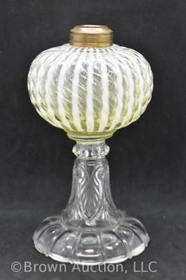 Sheldon vaseline opalescent Swirl 7" miniature lamp base - 4