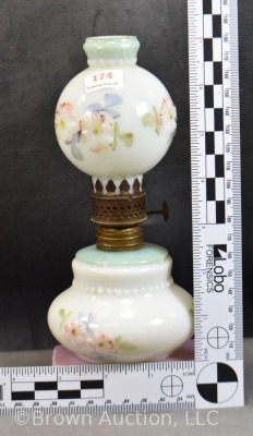 Miniature Oil lamp, embossed and painted milkglass - 9