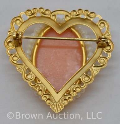 Victorian cameo on beach background heart-shaped brooch - 2