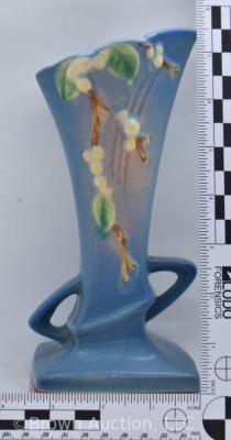 Roseville Snowberry 1V1-7" vase, blue - 8