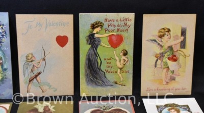 (21) Early 1900's Valentine post cards - 3