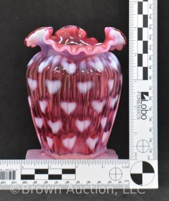 Fenton Cranberry opalescent Hearts vase - 7