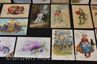 (21) Early 1900's Valentine post cards - 6