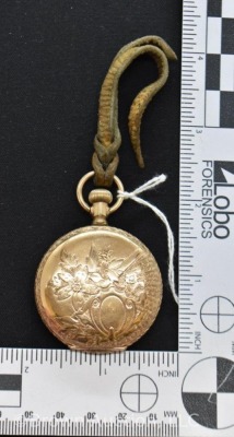Ladies Elgin closed case gold pocket watch, winds and works - 14