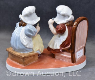 (3) Royal Bayreuth Sunbonnet Babies figurines - 3