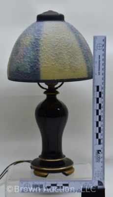 Table lamp with Art Deco reverse painted floral texturized shade - 4