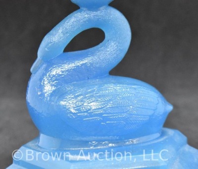 Sandwich Glass blue Swan 9" oil lamp - 5