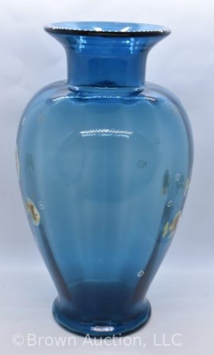 Fenton Tranquil Sea 13" vase on indigo blue - 4