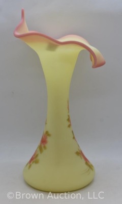 Fenton Burmese Jack-in-the-Pulpit 10" vase, hp Roses - 4