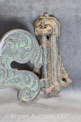 Ornate Cast Iron oil lamp wall bracket - holders for 4 lamps - 6