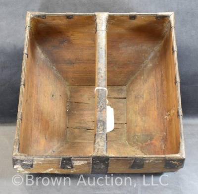 Wooden rice/ grain harvest handled bucket/ basket - 5