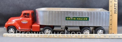 1950's Tonka "Grain Hauler" Semi truck - 10