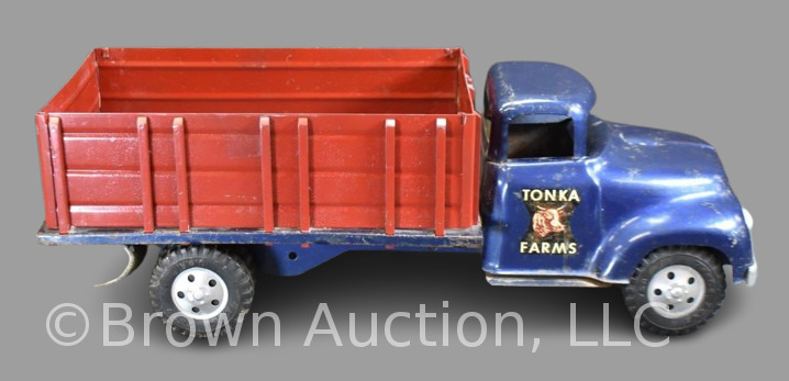 1956 Ford "Tonka Farms" grain truck