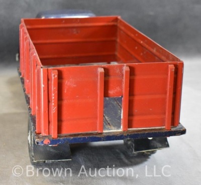 1956 Ford "Tonka Farms" grain truck - 5