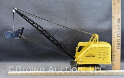 1959-60 Tonka State Hi-way Dept. Dragline crane - 10