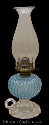 Hobbs blue opalescent Sheldon Swirl finger lamp