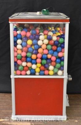 Northern Beaver 25 cent gumball vending machine w/ key! - 4